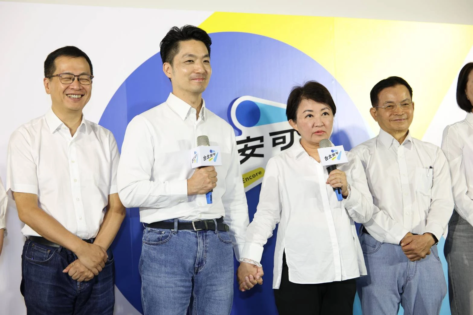 盧秀燕助攻蔣萬安選戰　江啟臣被問「吃醋嗎」笑回：是我老婆才會　　