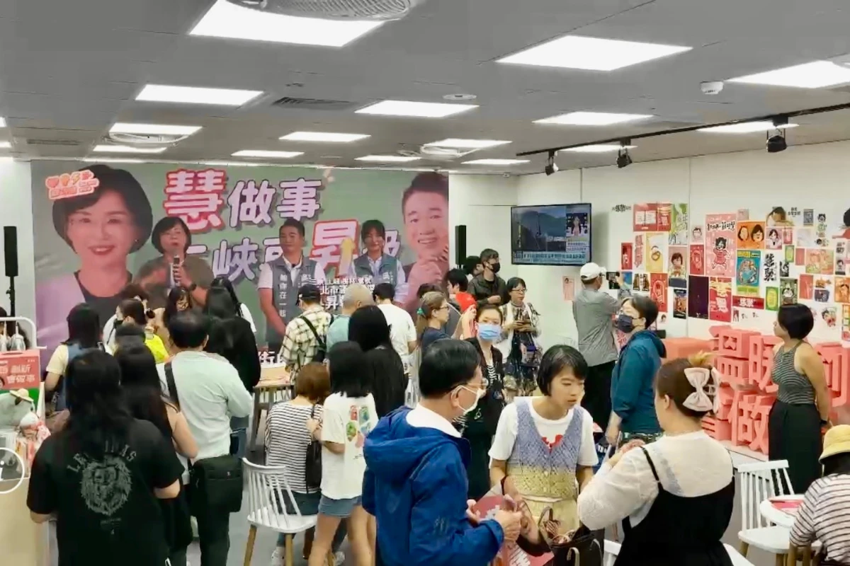 蘇巧慧今發放「慧聚飄帶」　早上甫開門驚見排隊人龍