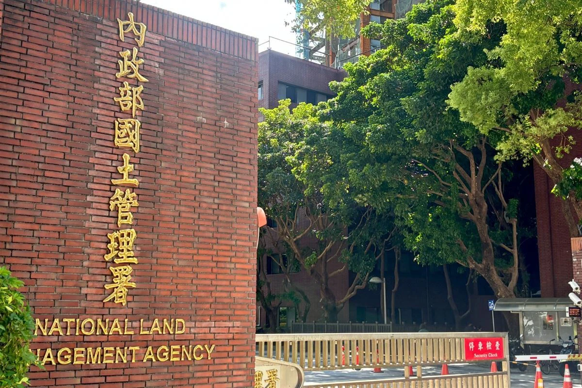 【土方之亂】新法規趕年底前上路 上萬技師要「目視擔責」掀大反彈